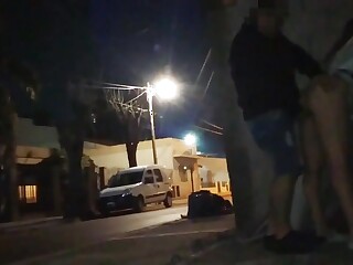 Argentine prostitute puts her pussy up in public on the street